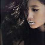 화보찍은 f(x) 크리스탈, <b>입술</b>화장에 깜놀!