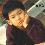 아이돌 가수들의 어릴적 <b>모습</b>