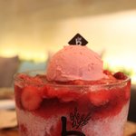맛있는 카페베네의 딸기<b>빙수</b>