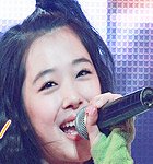 <b>사진</b> <b>속</b> 아이돌 그룹의 멤버 이름을 알려주세요