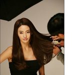 <b>샴푸</b>광고찍는 한채영 직찍, 인형이 따로없네