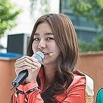 <b>유이</b>뱃살