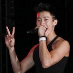 솔로 데뷔 박재범, 최근 사진들