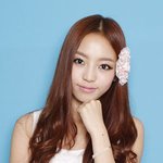 일본 <b>오리콘</b>에서 인터뷰한 '카라'