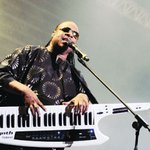 헐 대박...isn't she lovely 한국인이 부른거..