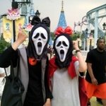 사진 有 여자친구와 스크림가면쓰고 <b>롯데</b>월드 다녔습니당!