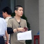 최근 까까머리 '<b>젝스키스</b>' 강성훈