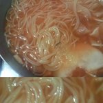 음식에 벌레도 모자라 사과조차 안하는 음식점 고발.