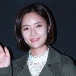 <b>자신</b>만이 화장을 고집하는 여배우