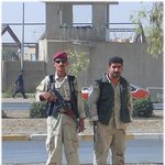 초등학교에 무장청원경찰을 배치한다는 얘길 듣고