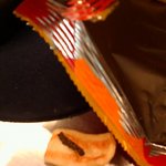 c.w 회사제품;;과자먹다가....<b>otl</b>....