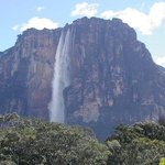 세계에세 제일 큰 '엔젤 <b>폭포</b>'