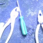 내 자전거에 어떤놈이..............자물쇠를.........