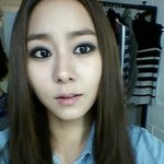 턱선 갸름해진 유이 최근 셀카, 살빠졌네!