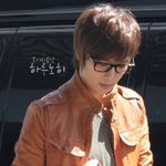 이기적인 기럭지 '<b>박정민</b>' 우월한 공항패션!