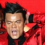 <b>오글</b> 거리는 표정의 연예인