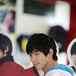 <b>택연</b>, 명동 싸인회 직찍~