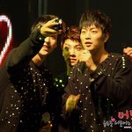 <b>팬</b>서비스 돋는 비스트 손동운의 <b>직캠</b>!