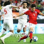 조광래 감독 "박지성, 일본전서 <b>미드필더</b> 역할 집중시키겠다"
