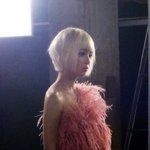 <b>단발</b>의 <b>금발</b>머리로 변신한 남규리