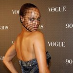 <b>스파이더</b> 우먼? 스타킹 가면 쓴 타이라 뱅크스