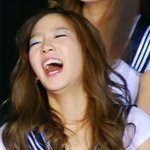 웃음을 참지 못하는 <b>소시</b> 태연