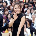 <b>요정</b>같은 손예진, 팔이 뭔가 달라보여?