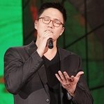 20-30대 남자 솔로<b>가수</b> 중 t.o.p