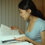 지하철 앞자리에 이런옷 입고있는 여자가 앉아있음 <b>솔직</b>하게 어때요?