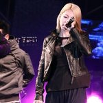 연한 화장에 더 예뻐보이는 <b>보아</b>