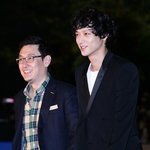 베이비펌한 강동원! 레드카펫에서 미모 돋네요~