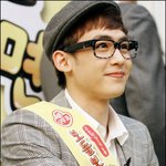 모공 없는 도자기 피부 '<b>2pm</b>' 닉쿤 직찍