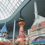 <b>롯데</b>월드 퍼레이드코스 버스 타고춤추며 돌았어요ㅋㅋ