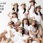 뭔가 야한 컨셉의 아이<b>돌들</b>