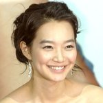 웃을때 <b>입매</b>가 시원한 여자 연예인들