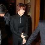 영웅재중 칼라렌즈 사랑~ 류시원 결혼식에서