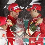 f1그랑프리 우승자가 터뜨리는 샴페인!