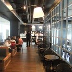 투썸플레이스 100호점 오픈을 해서 탐방햇어욘 ^-^