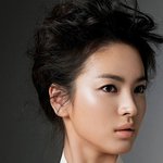 워터풀한 송혜교의 <b>수분</b>감 넘치는 피부~~