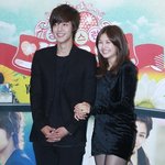 축구<b>선수</b> 다리 같은 정소빈
