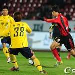 '이승렬-<b>정조국</b> 득점포' 서울, 성남 꺾고 정규리그 1위 탈환