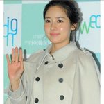 요즘 성유리 최근 <b>포토월</b> 피부가 헐 대박 클로즈업이야!