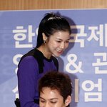 김옥빈을 뜨거운 눈빛으로 바라보는 <b>일본</b> 꽃미남<b>배우</b>