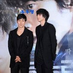 강동원한테 <b>영향</b>받은듯한 고수 패션
