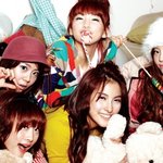 카라 <b>바탕</b>화면