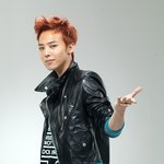 옷빨 &amp; <b>수트</b>빨이 빛나는 훈남의 아이돌 패셔니스타는??