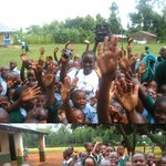 여행갔는데 하루가멀다하고 청혼받았어요