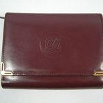 오늘아침에 인천지하철이랑 국철사이에서 지갑을 잃어버렸어요.