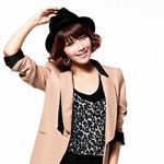 호피 <b>무늬</b>가 대세!!  연예인들 호피 열전!! 호피<b>무늬</b>가 잘어울리는...