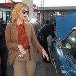 보는사람 민밍한 <b>미샤</b>바튼, 배 바지 참아줘